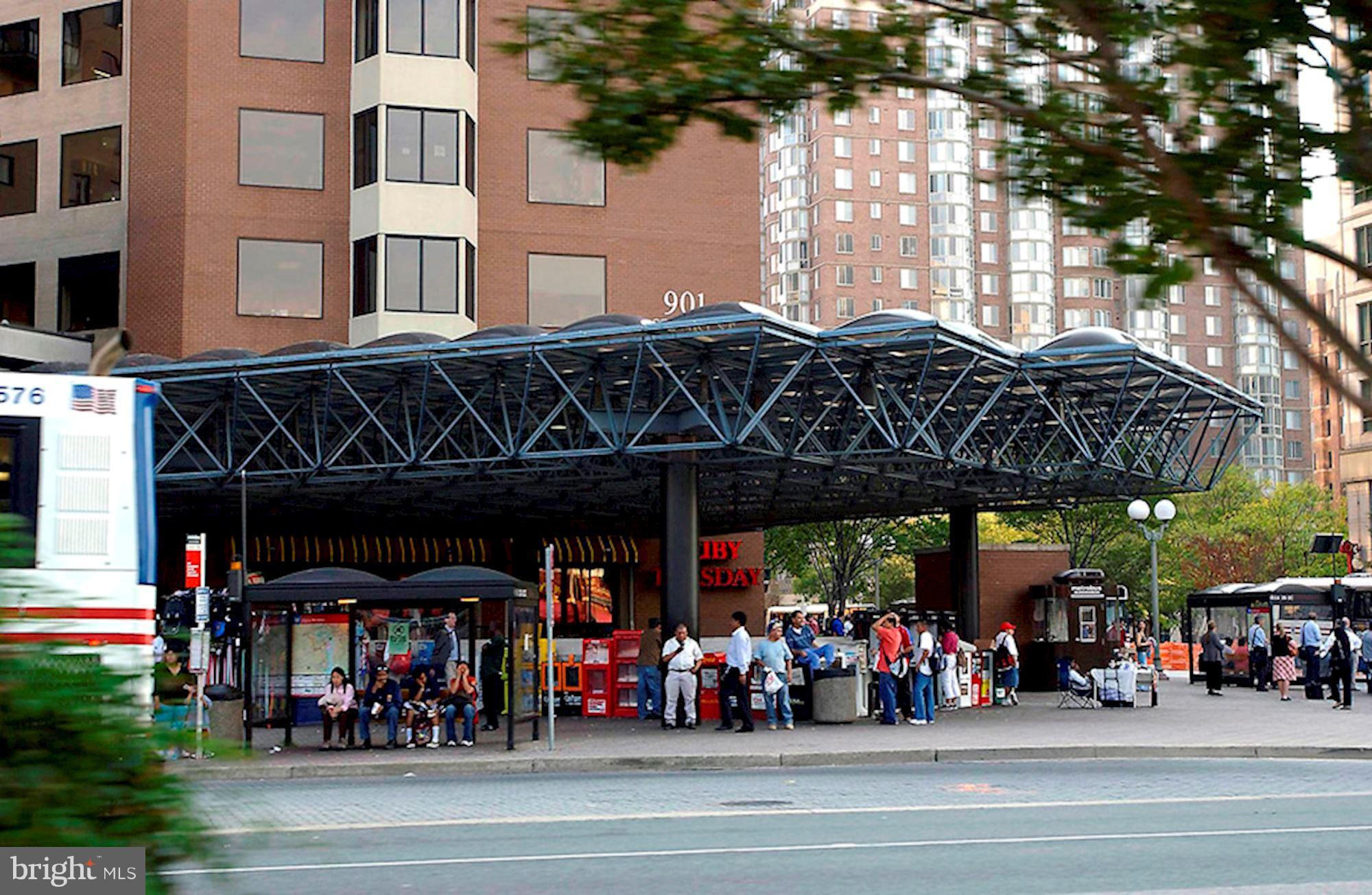 HYDE PARK - Residential