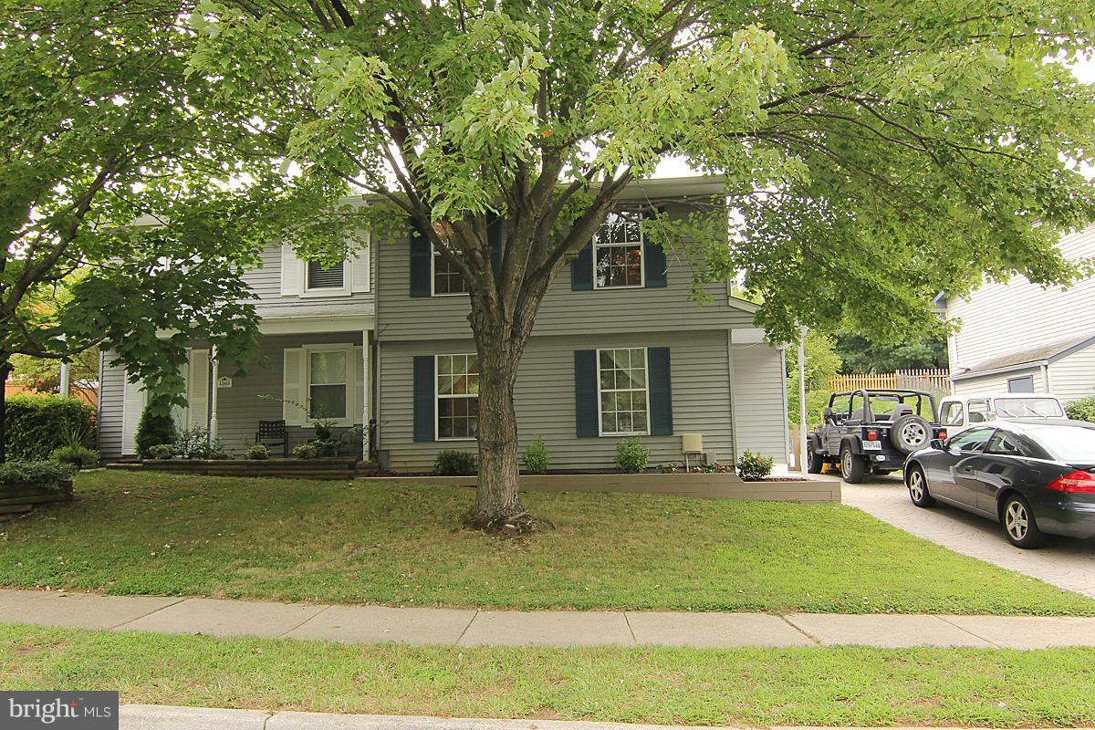 WHISPERING WOODS - Residential