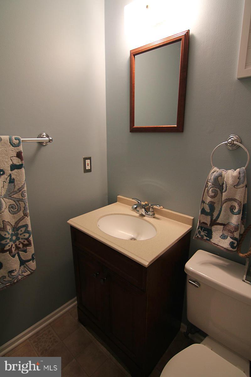 WHISPERING WOODS - Residential