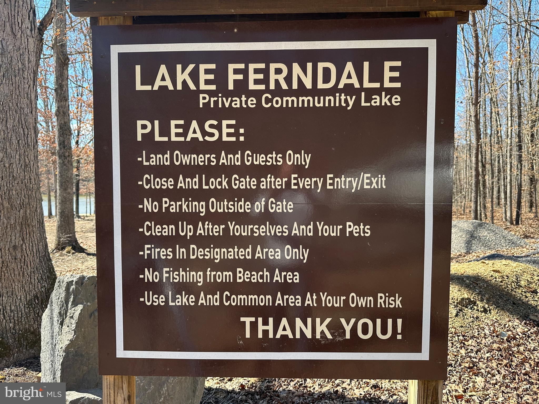 LAKE FERNDALE - Land