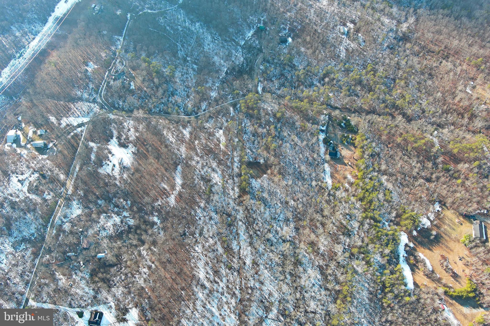 LAKE FERNDALE - Land