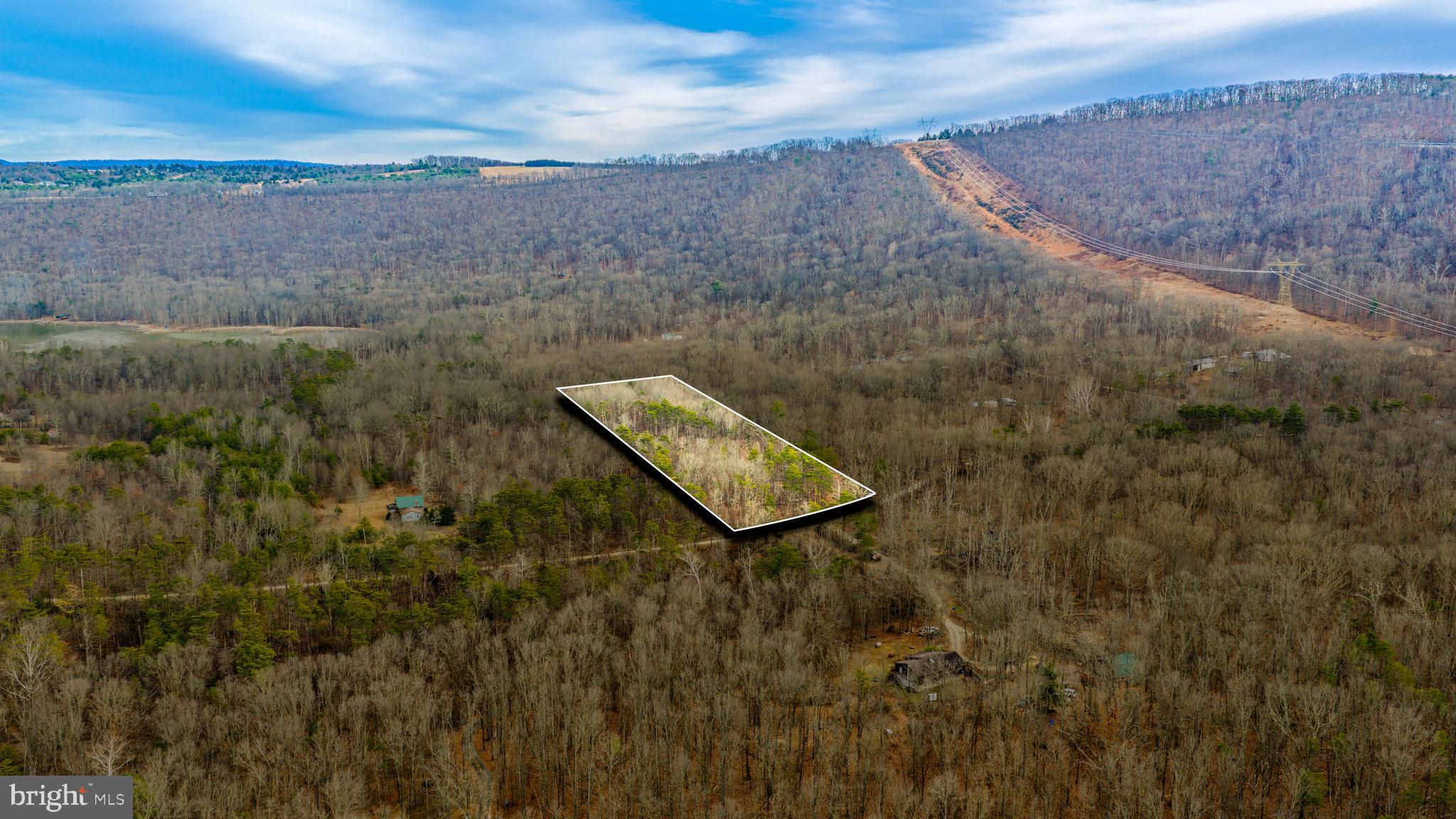 LAKE FERNDALE - Land