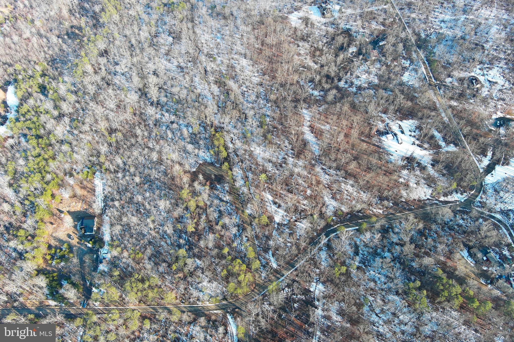 LAKE FERNDALE - Land