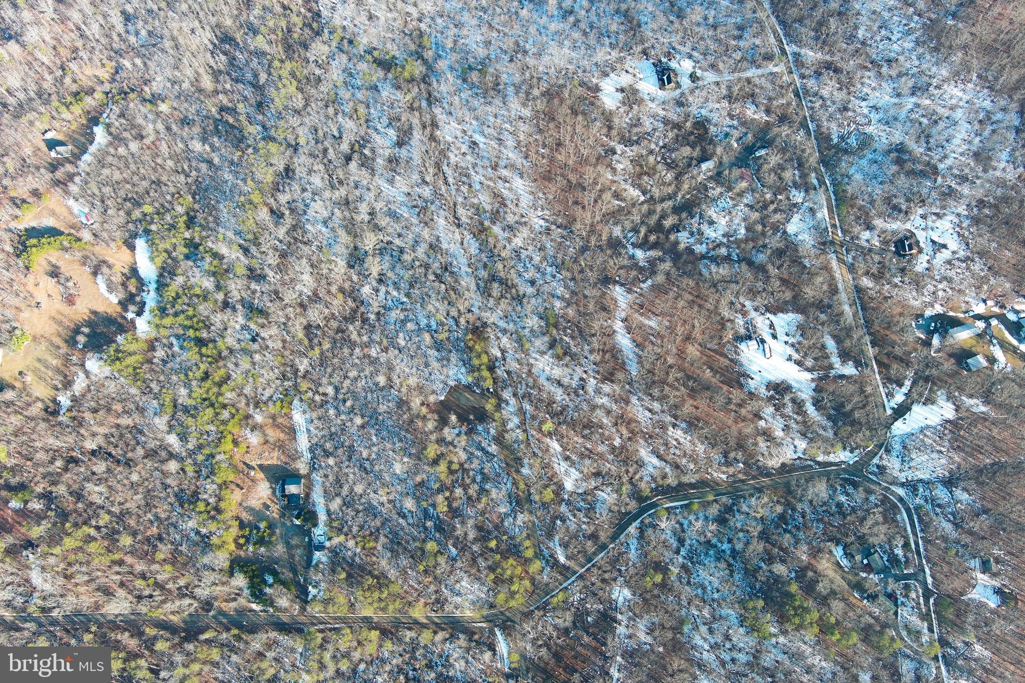 LAKE FERNDALE - Land