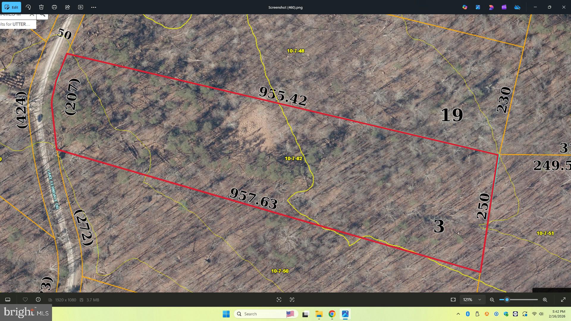 LAKE FERNDALE - Land