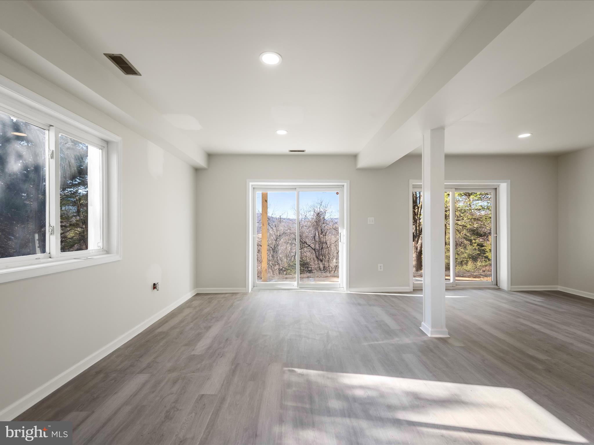 APPLE MT LAKE - Residential