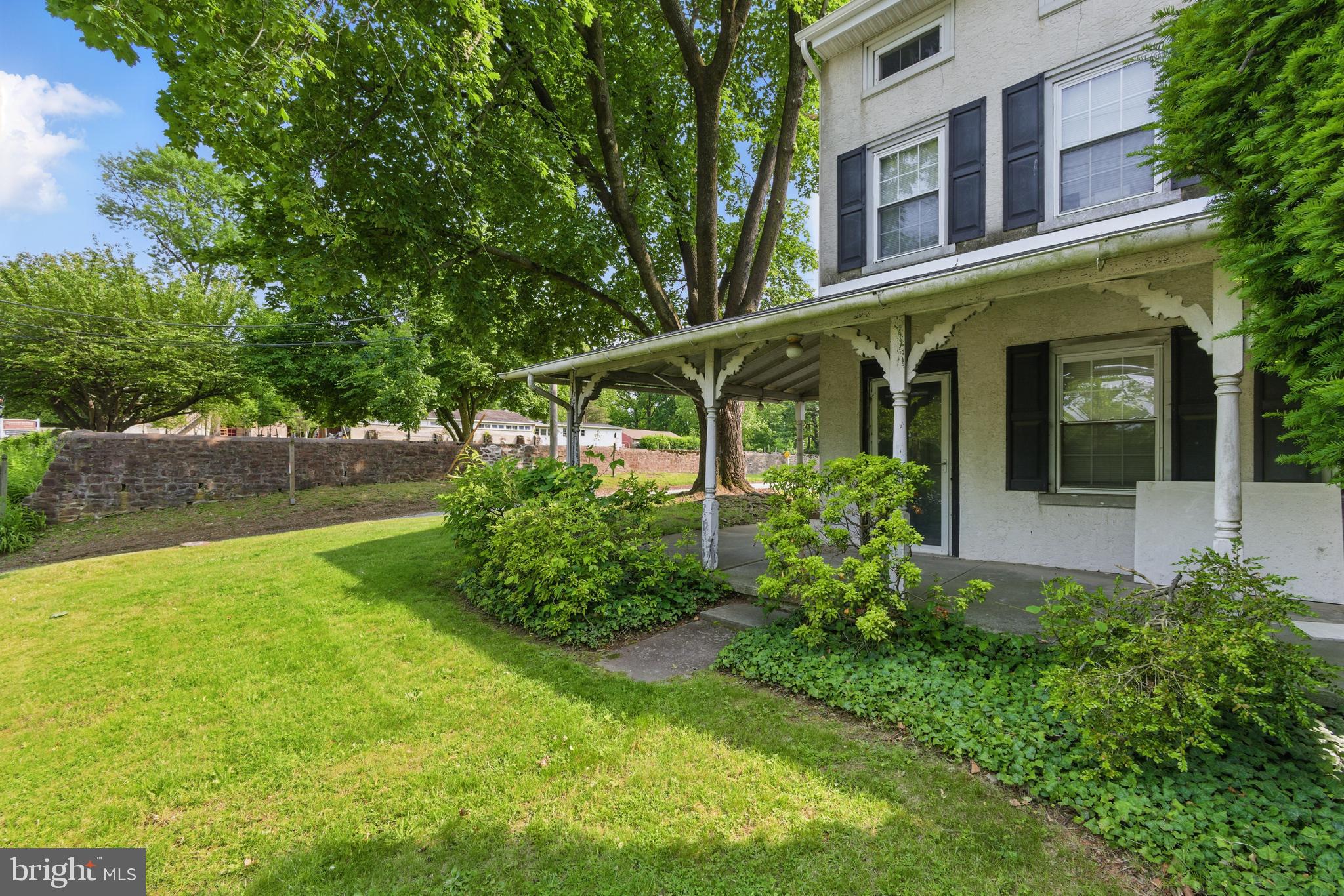 111 W GERMANTOWN PIKE