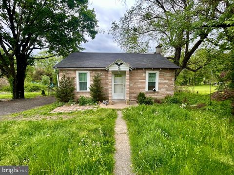 1099 E KINGS HIGHWAY COATESVILLE PA 19320