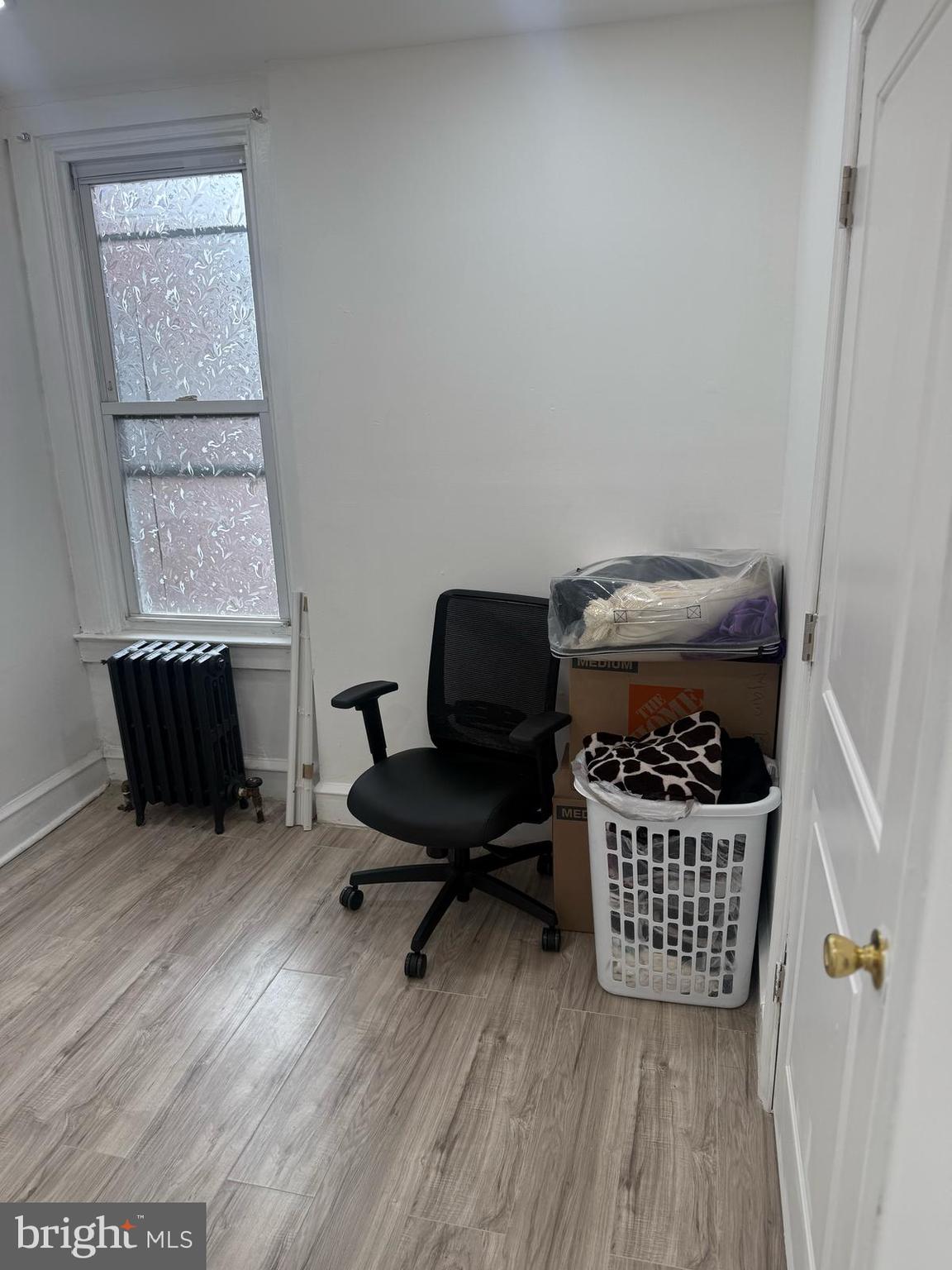 OXFORD CIRCLE - Residential