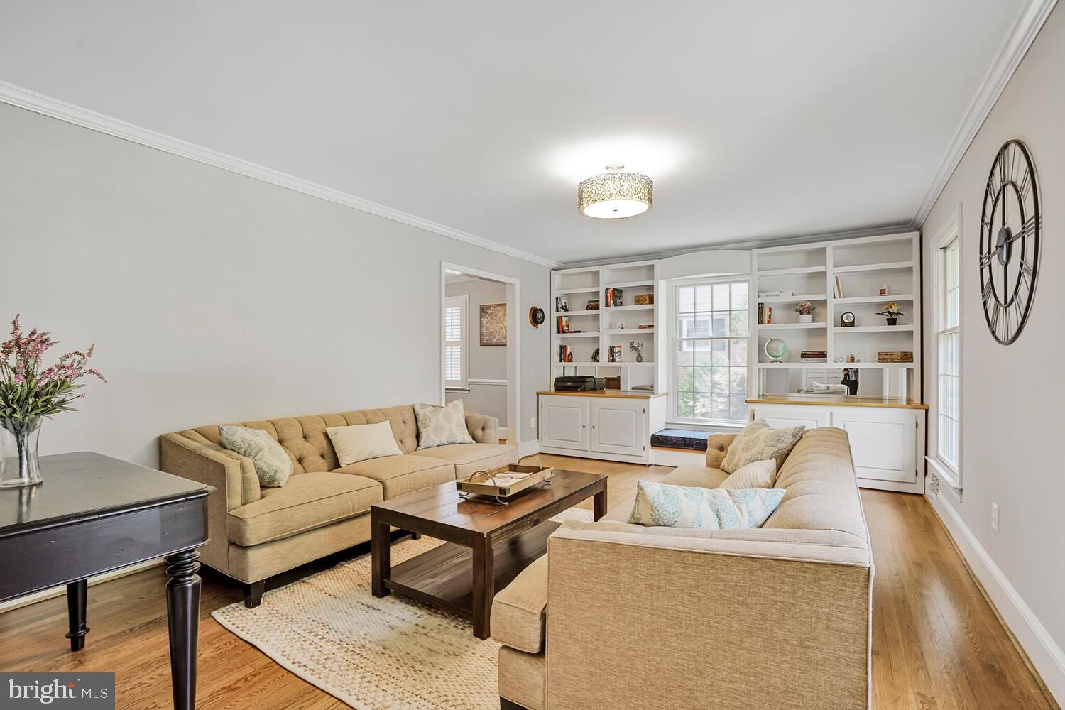 RIVERSIDE GARDENS - Residential