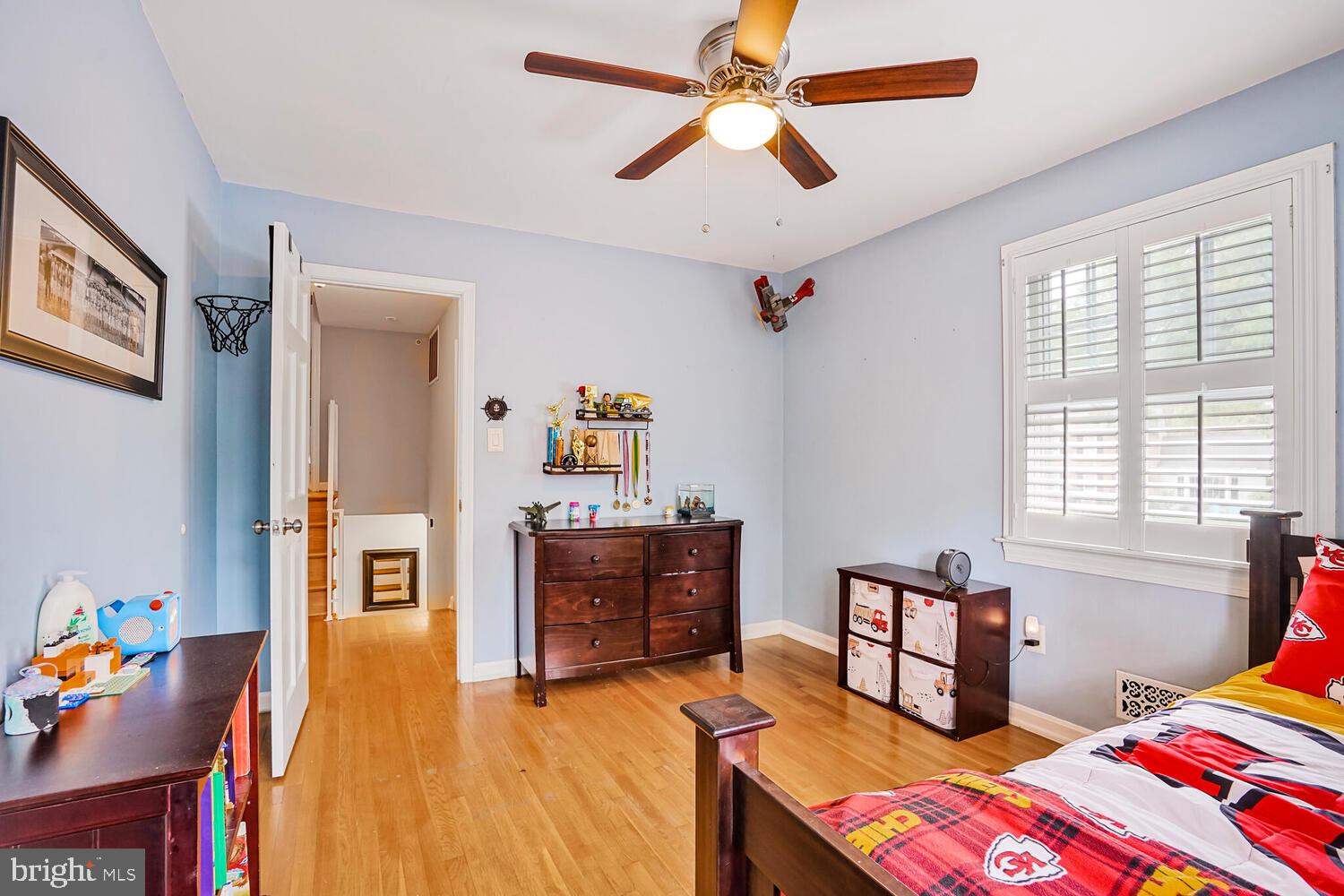 RIVERSIDE GARDENS - Residential