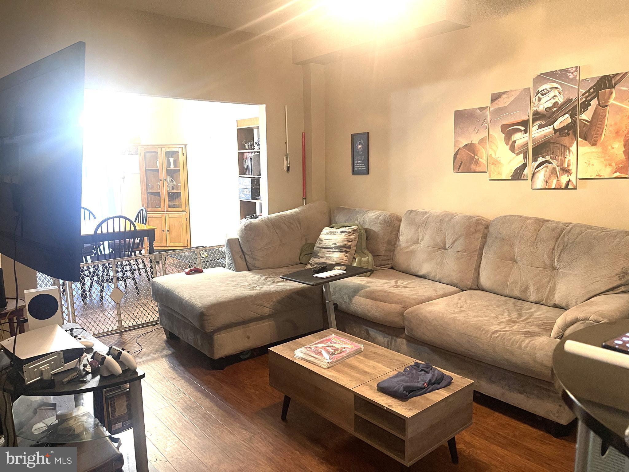 GLEBE HARBOR - Residential