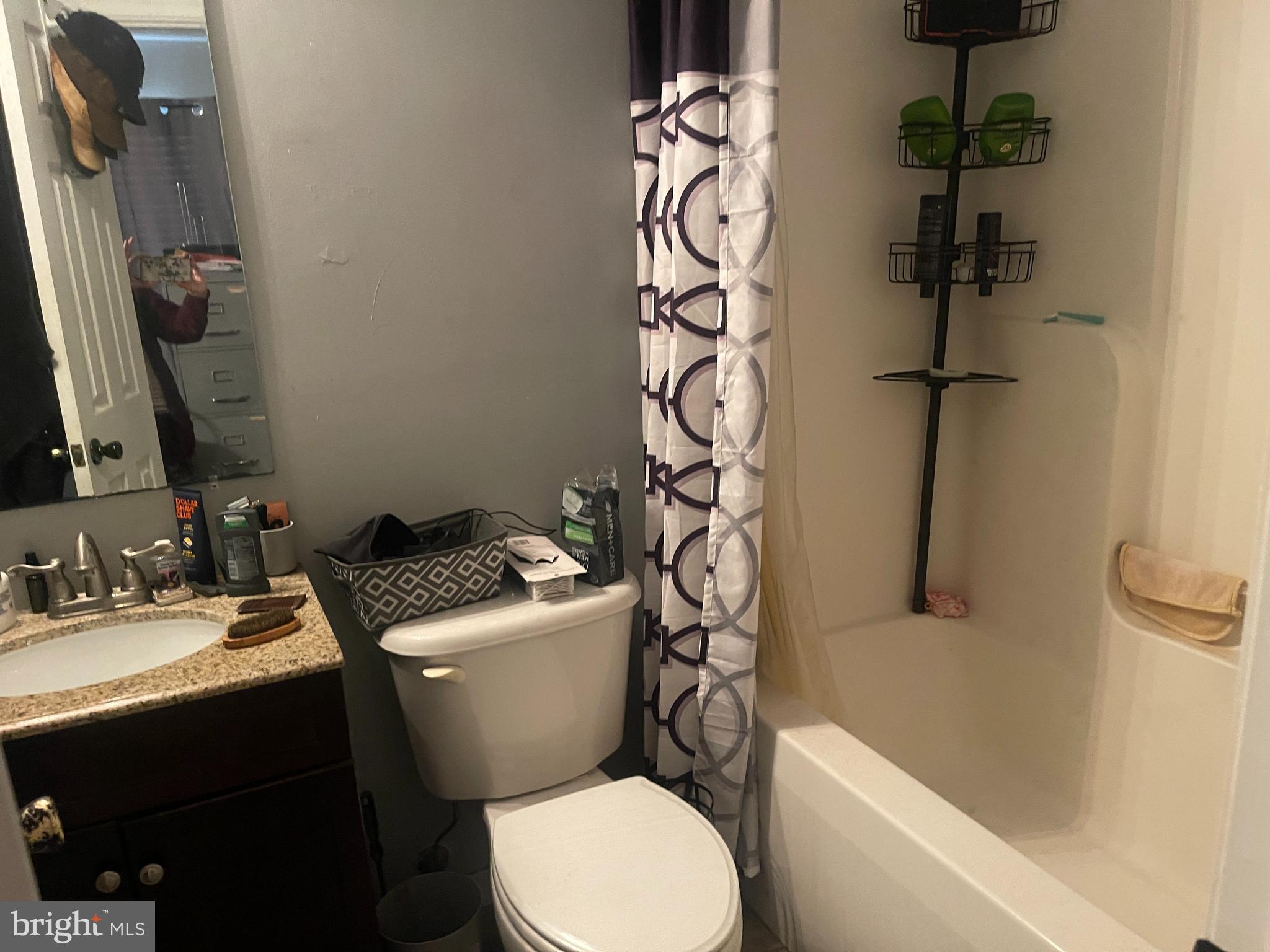 GLEBE HARBOR - Residential