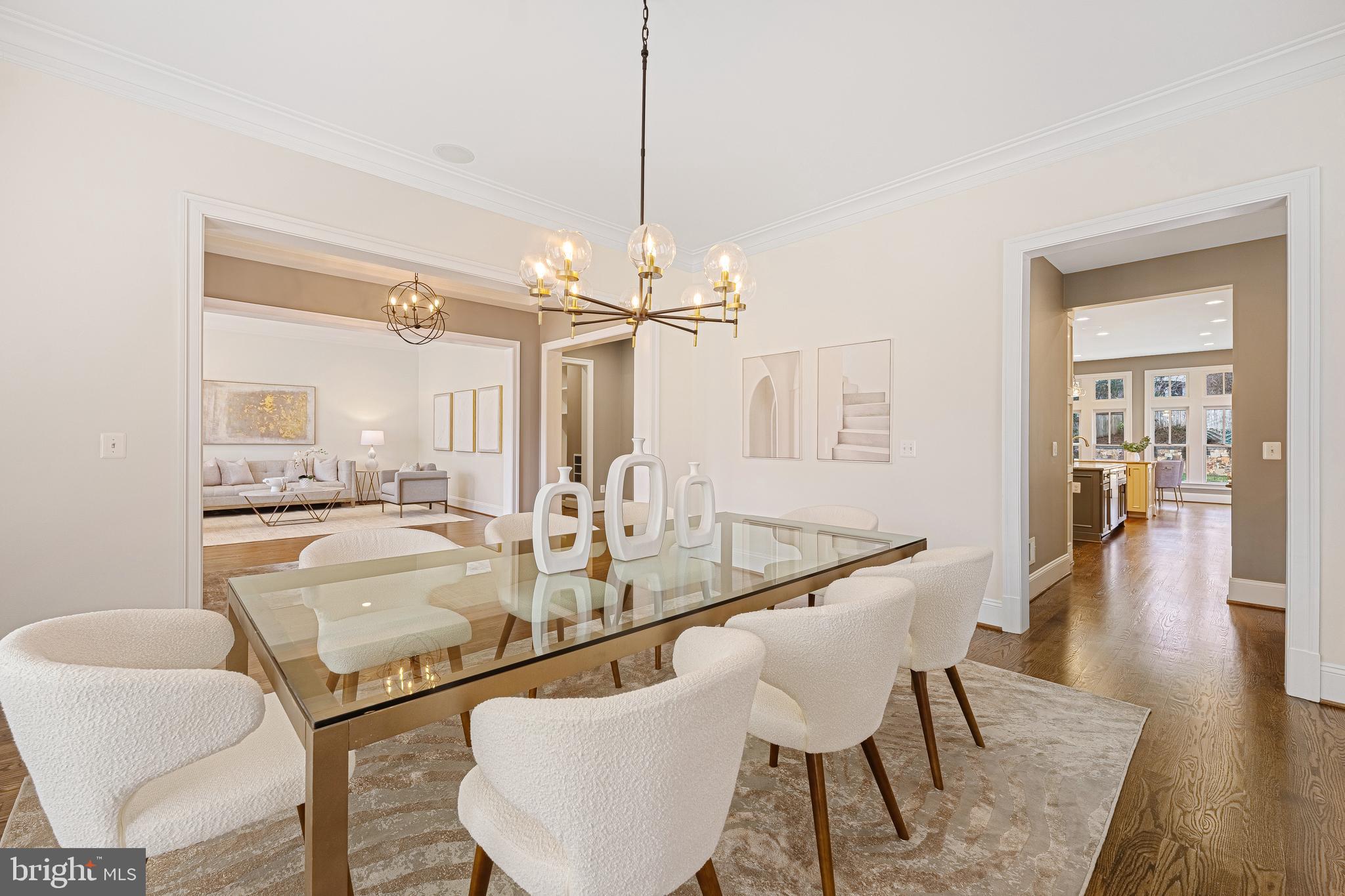 SALONA VILLAGE - Residential