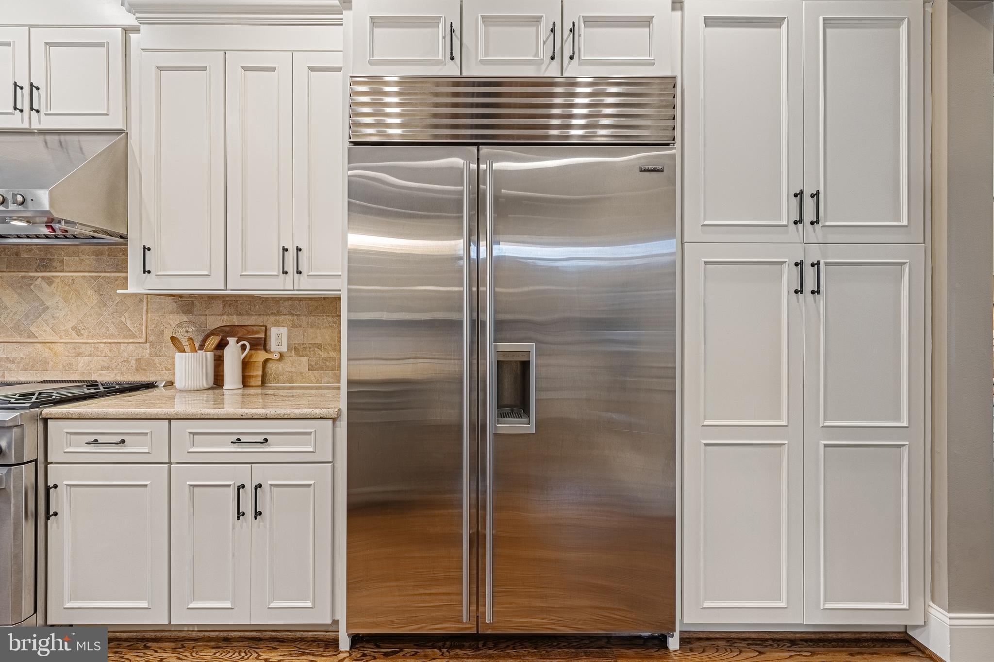 SALONA VILLAGE - Residential