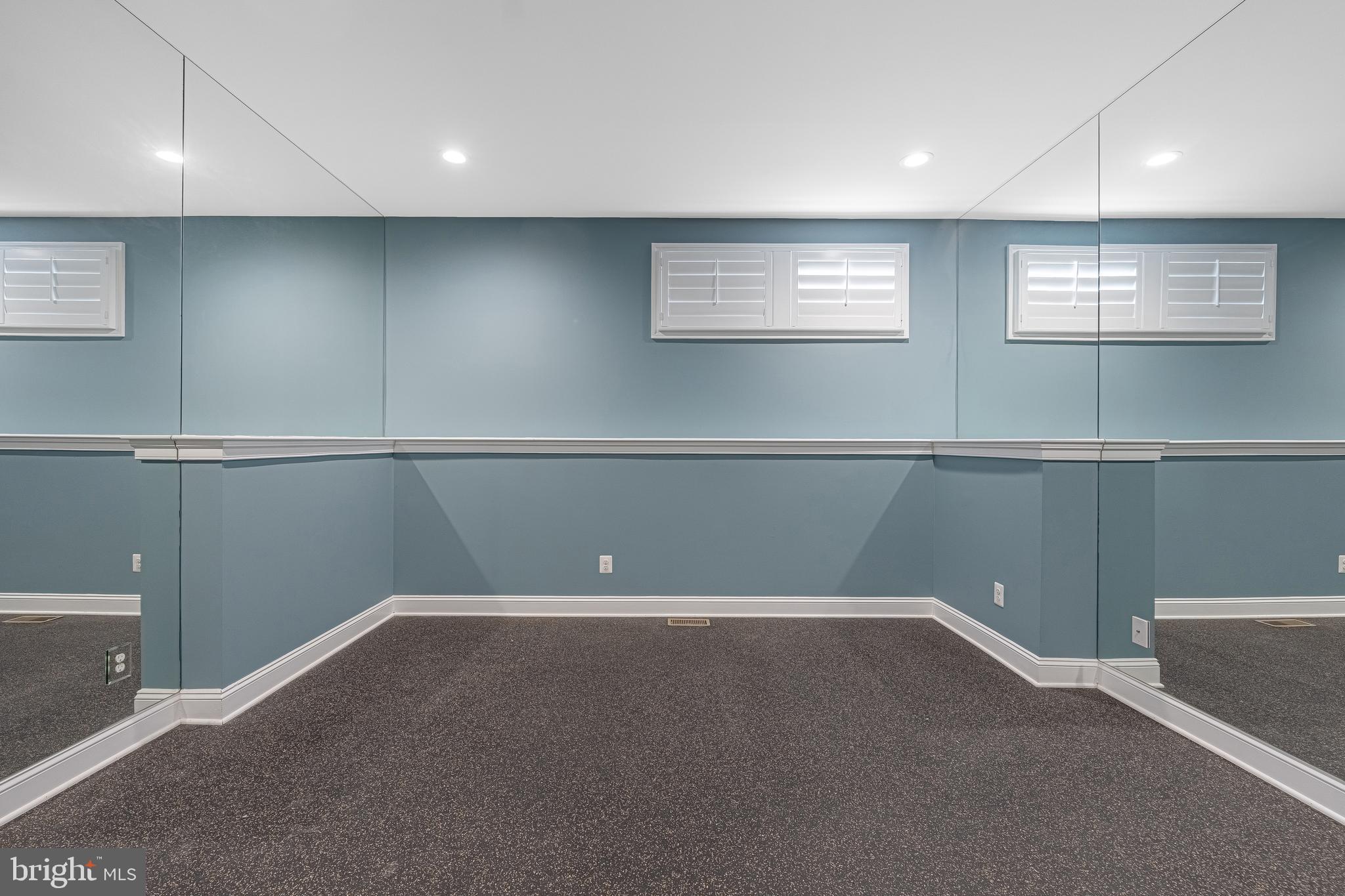 SALONA VILLAGE - Residential