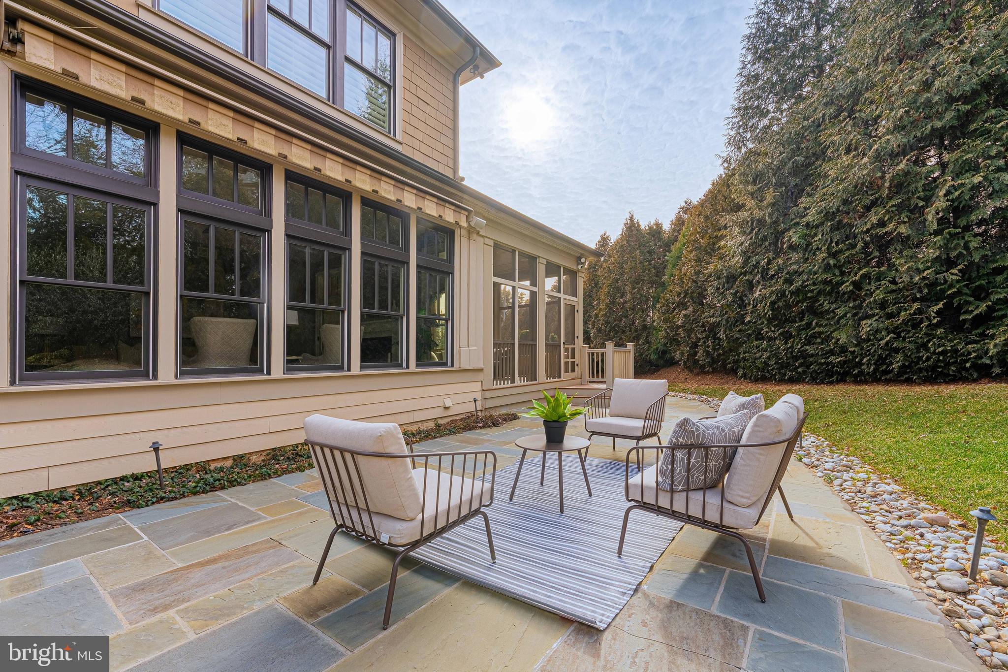 SALONA VILLAGE - Residential