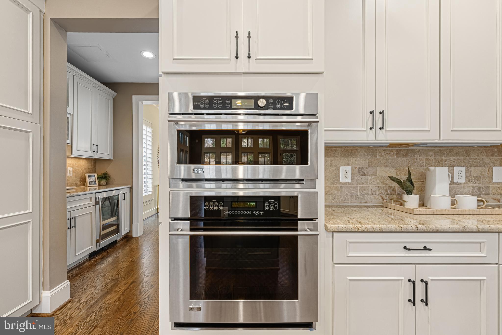 SALONA VILLAGE - Residential