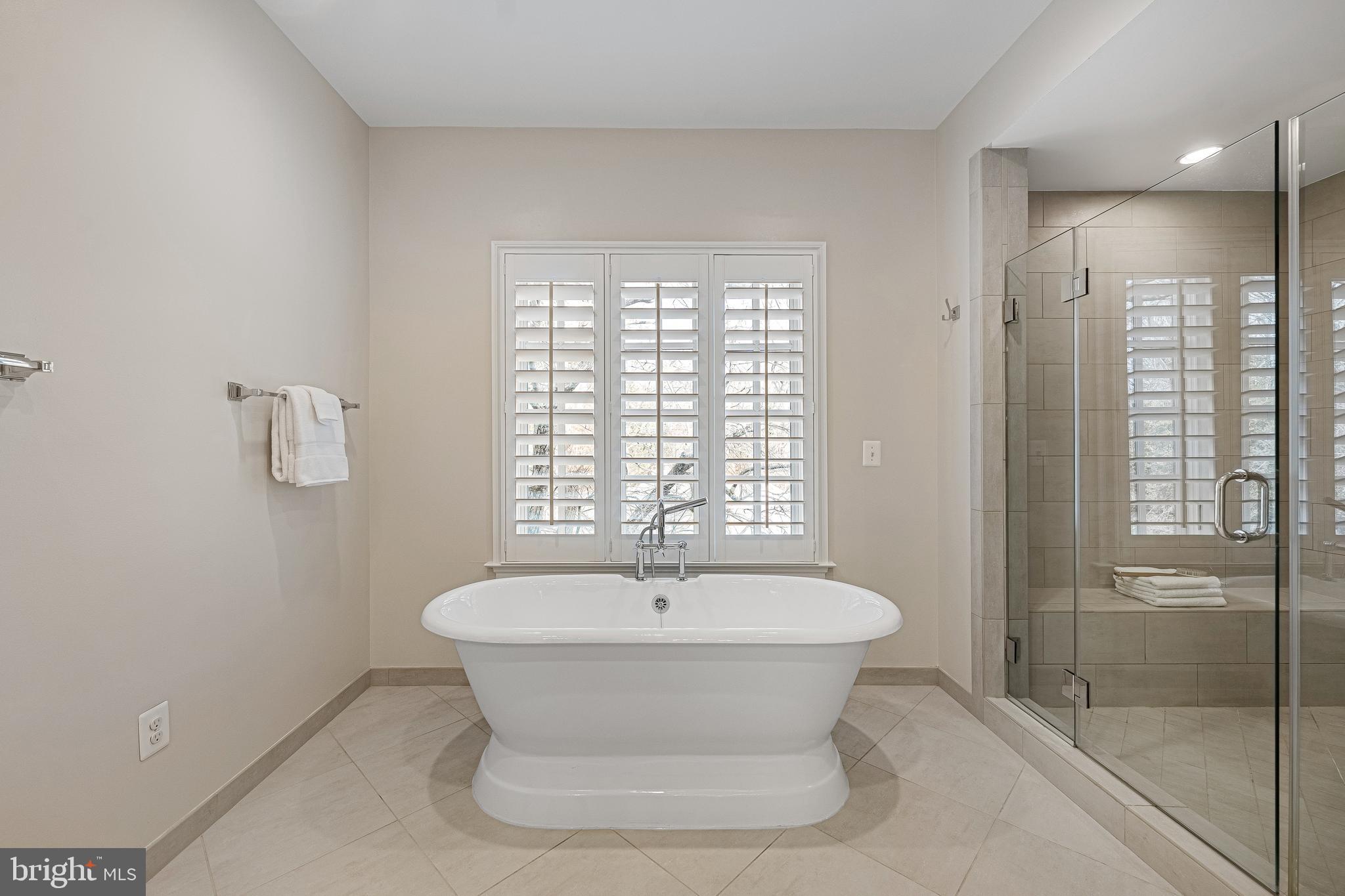 SALONA VILLAGE - Residential