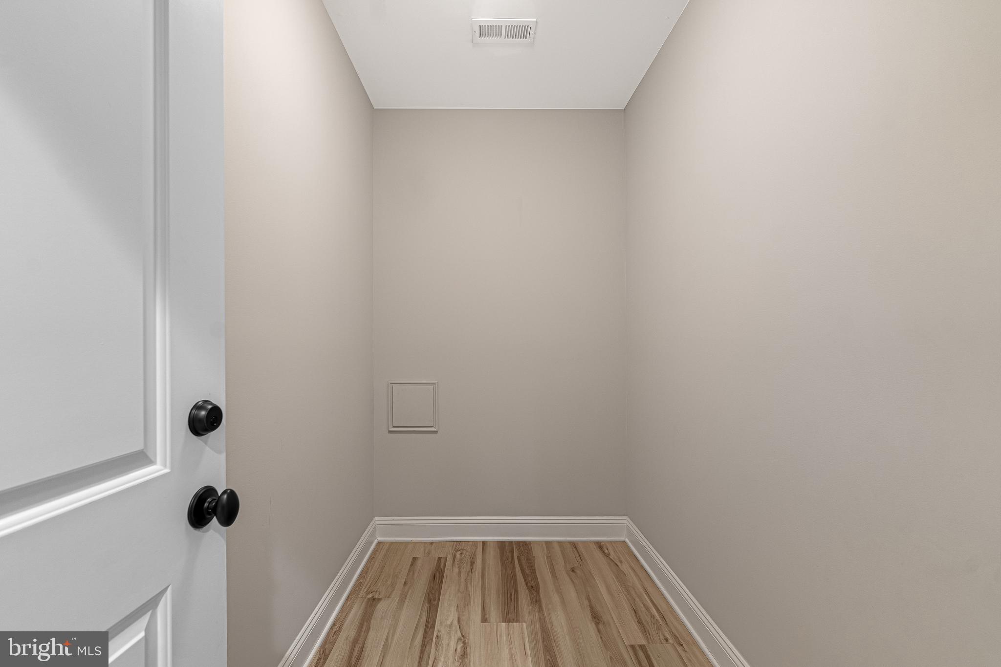 SALONA VILLAGE - Residential