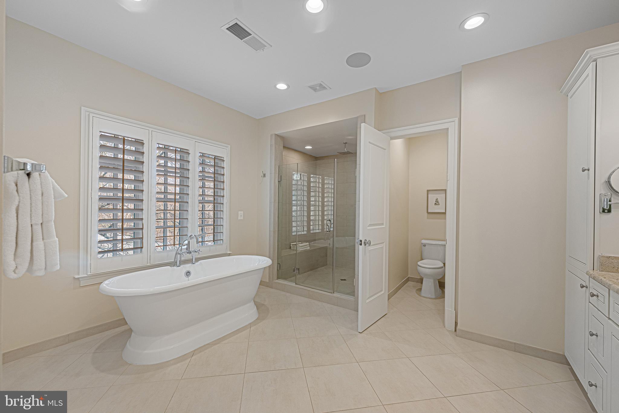 SALONA VILLAGE - Residential