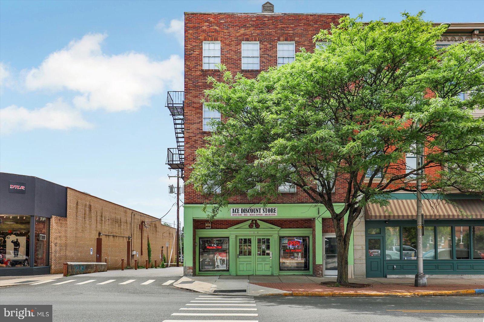 128 S GEORGE STREET 130