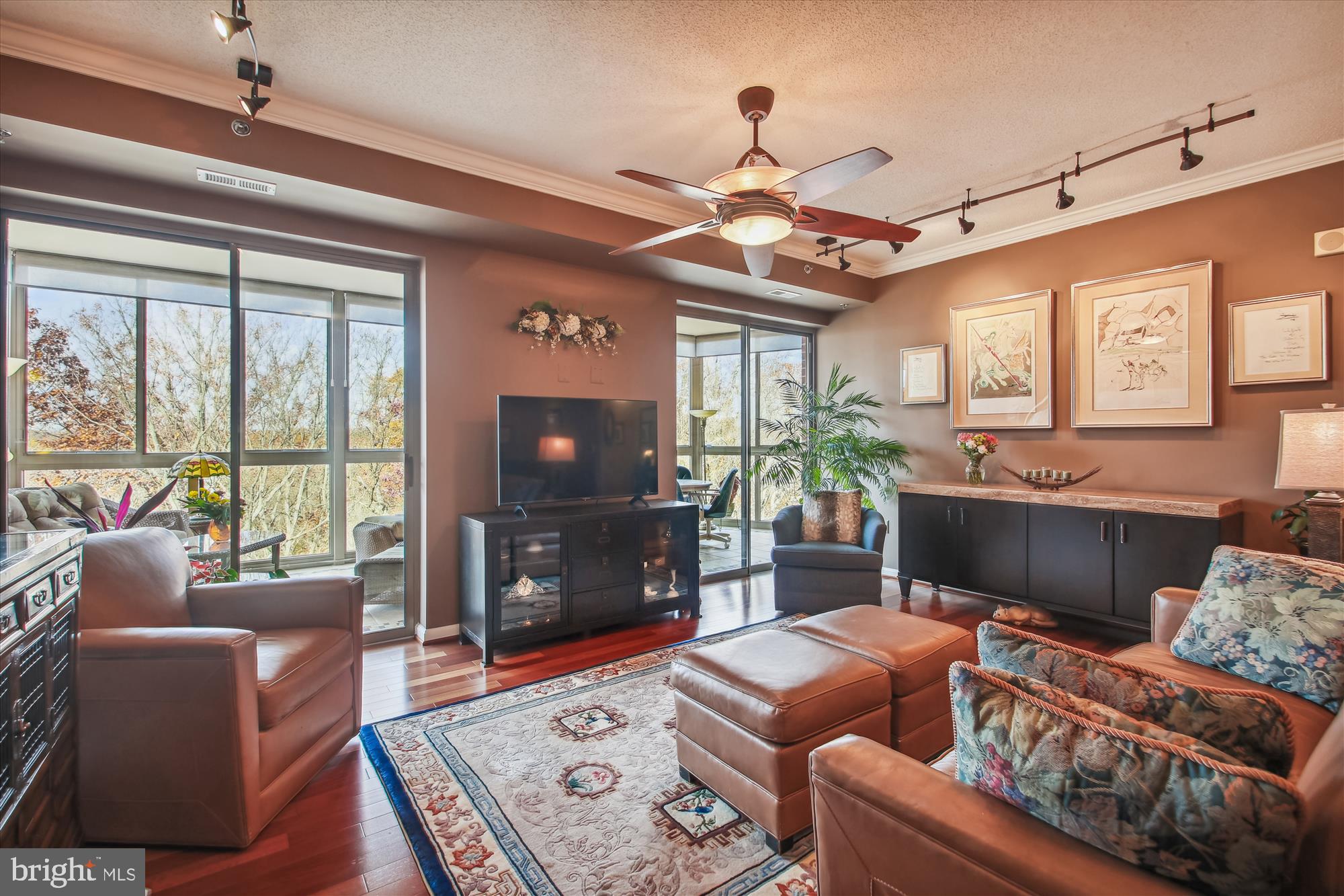 HERITAGE HARBOUR - Residential