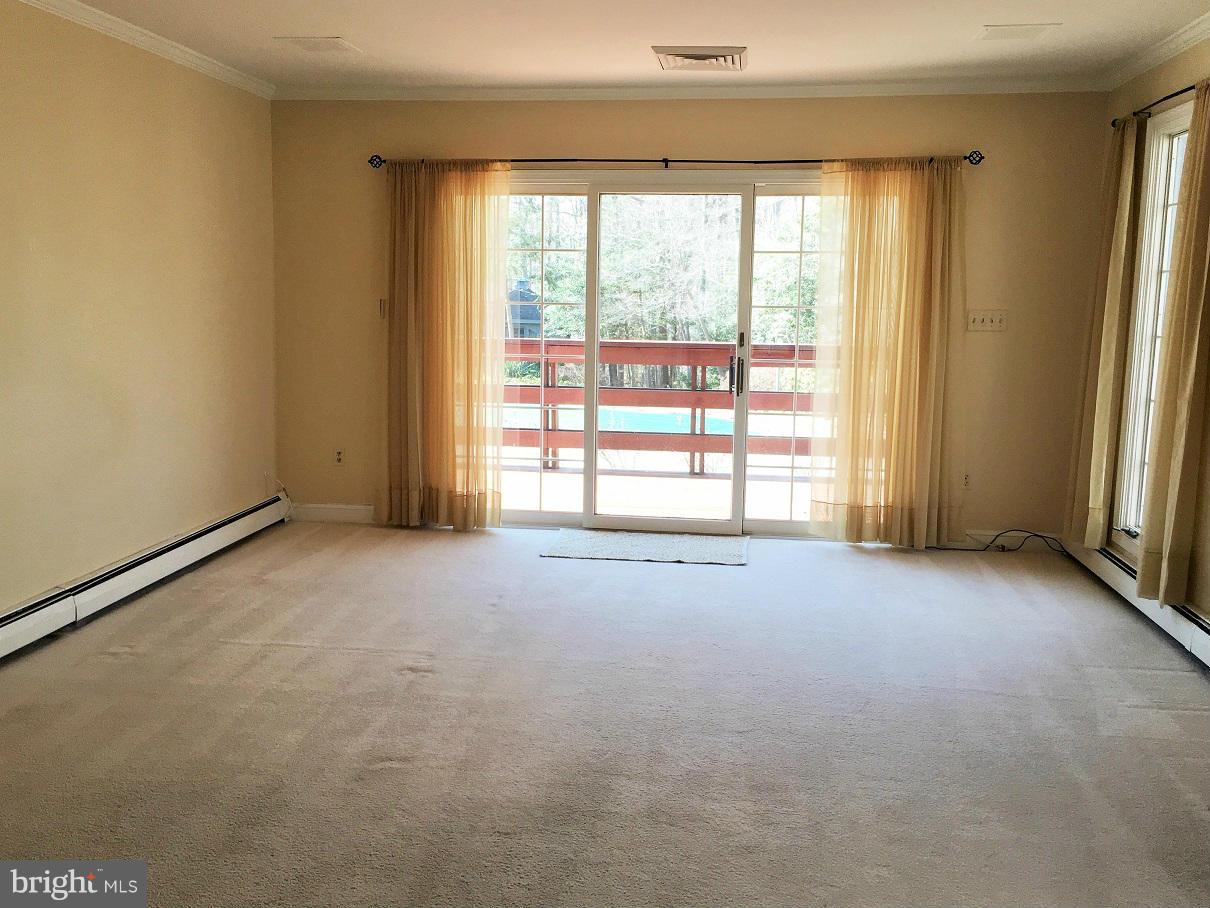 HARBOR HILLS - Residential