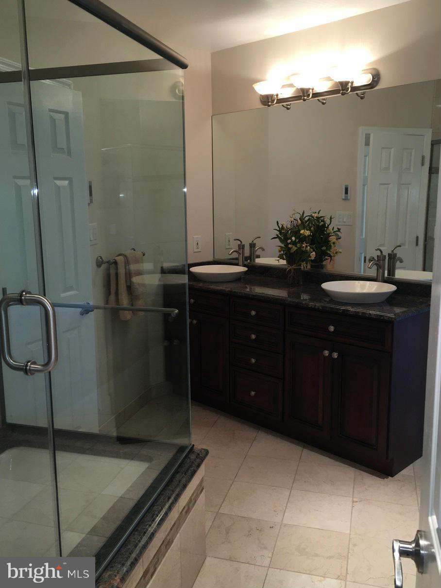 HARBOR HILLS - Residential