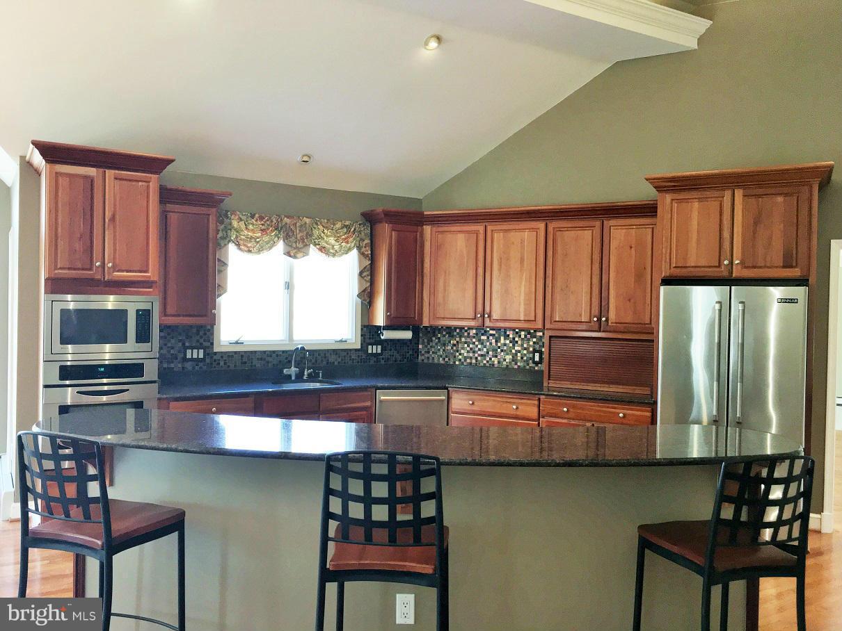 HARBOR HILLS - Residential