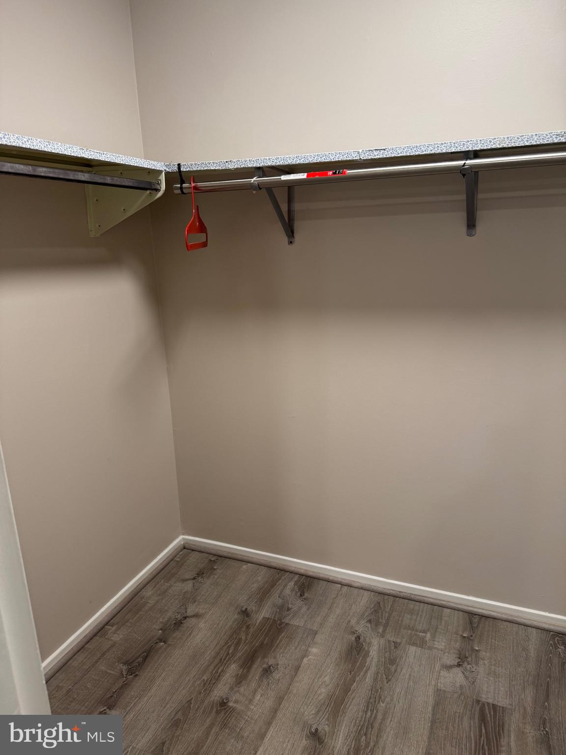 TREEBROOKE CONDOMINIUM - Residential Lease