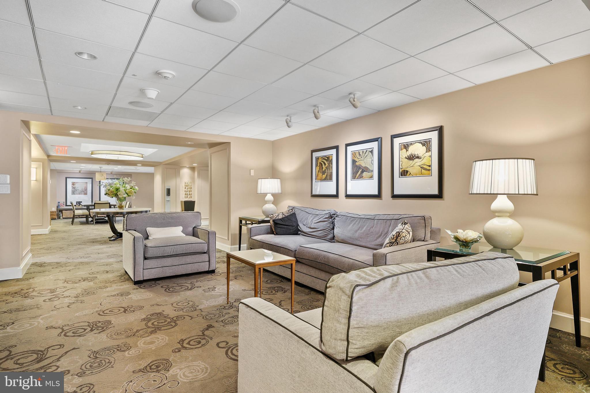 FRIENDSHIP HEIGHTS - Residential