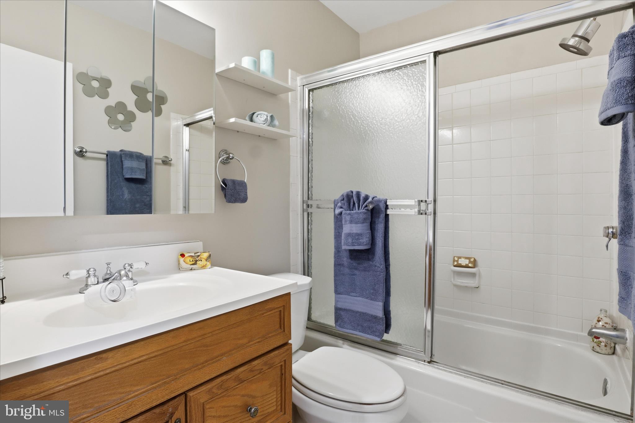 TERRACE TOWNE HOMES OF WOODLAWN - Residential Lease