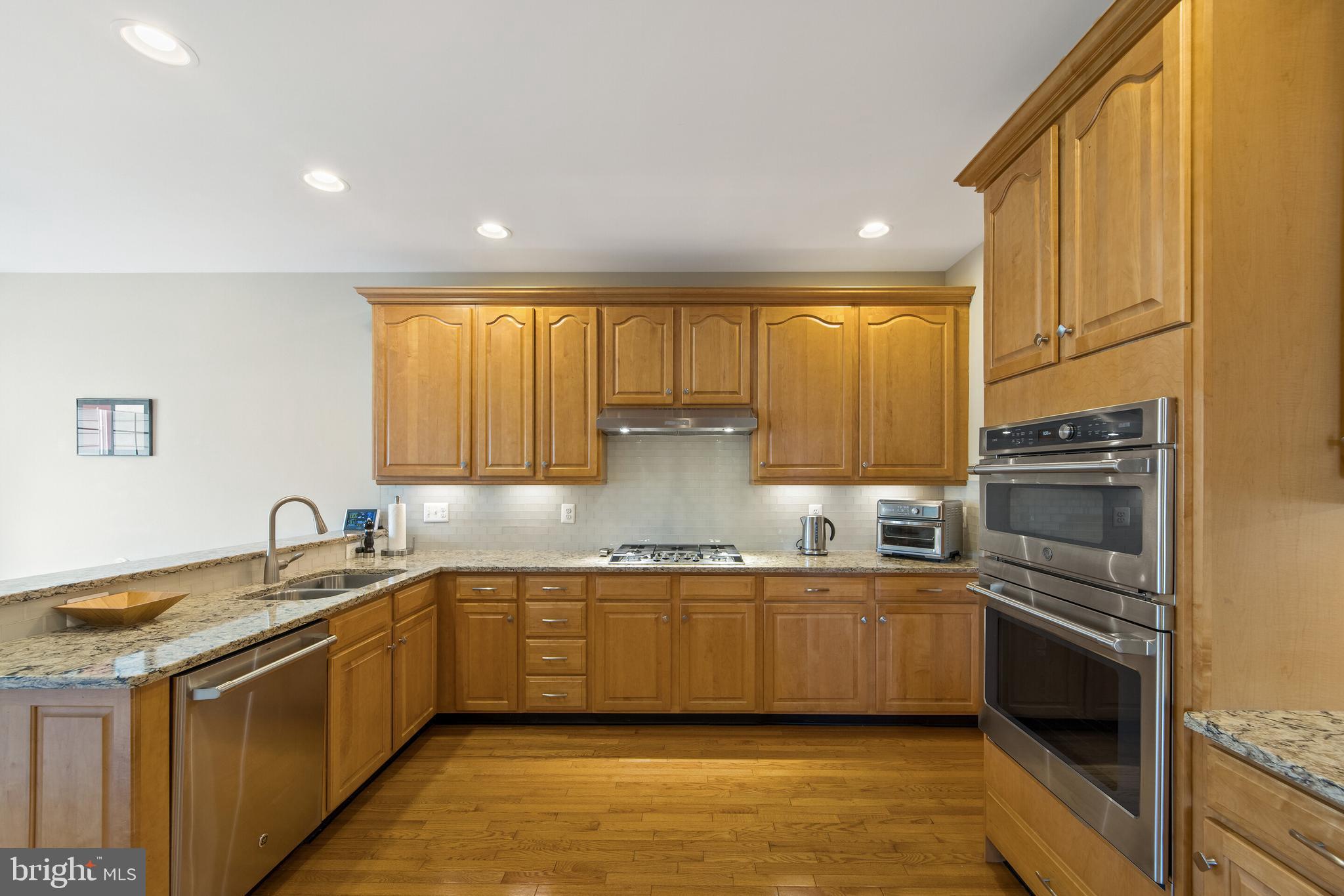 BELMONT LAND BAY - Residential