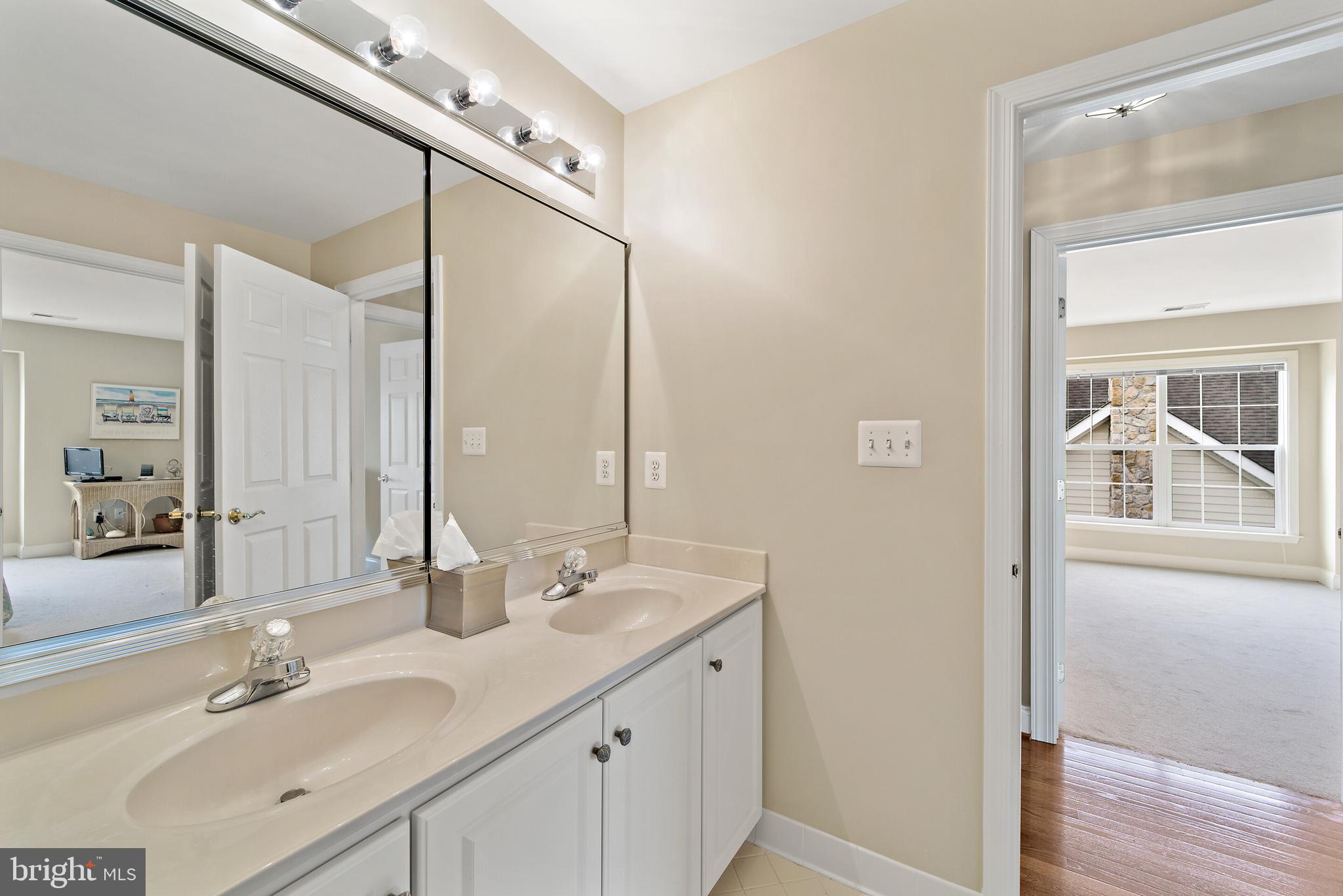 BELMONT LAND BAY - Residential