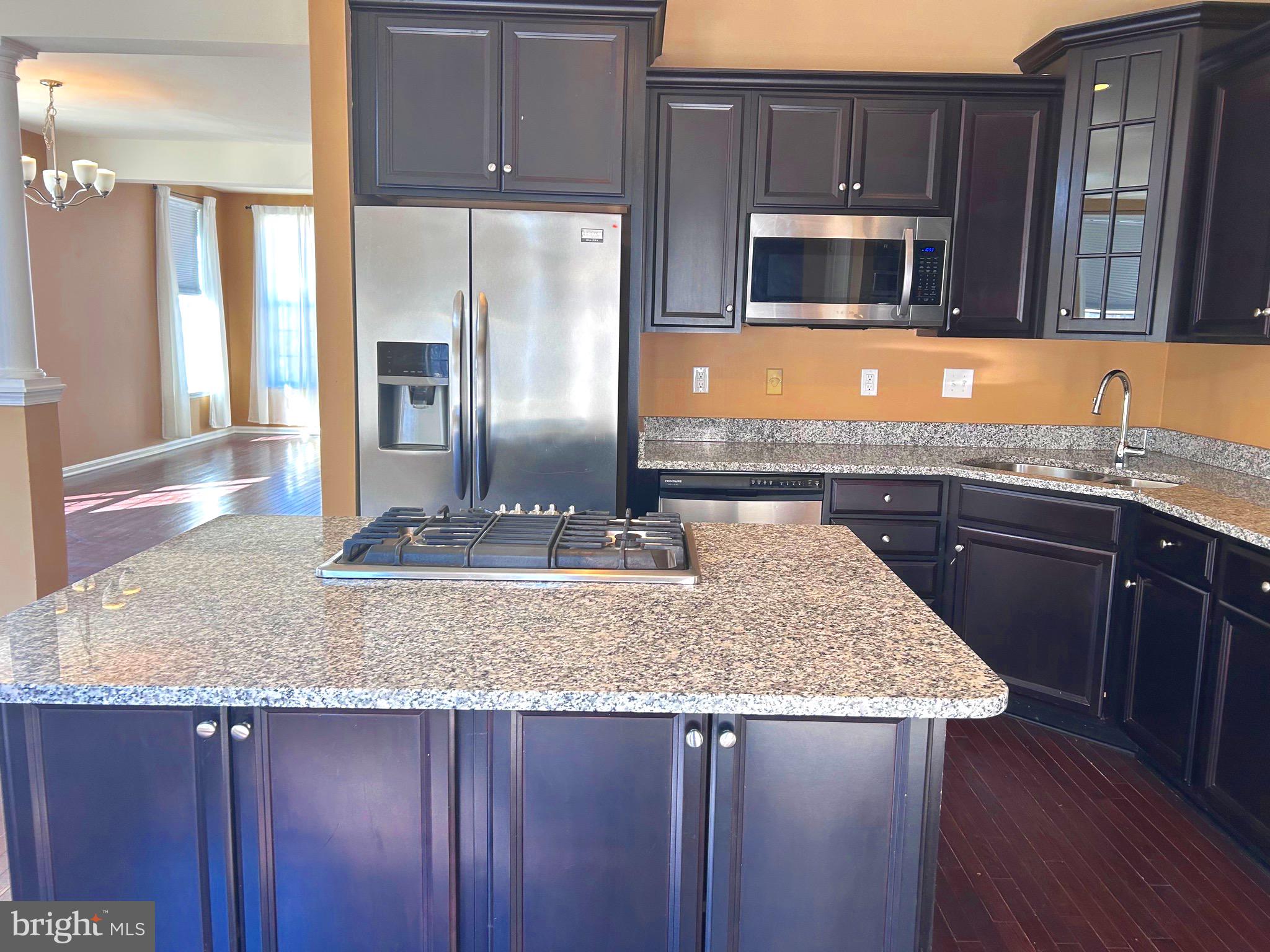 WOODMORE TOWNE CENTRE - Residential