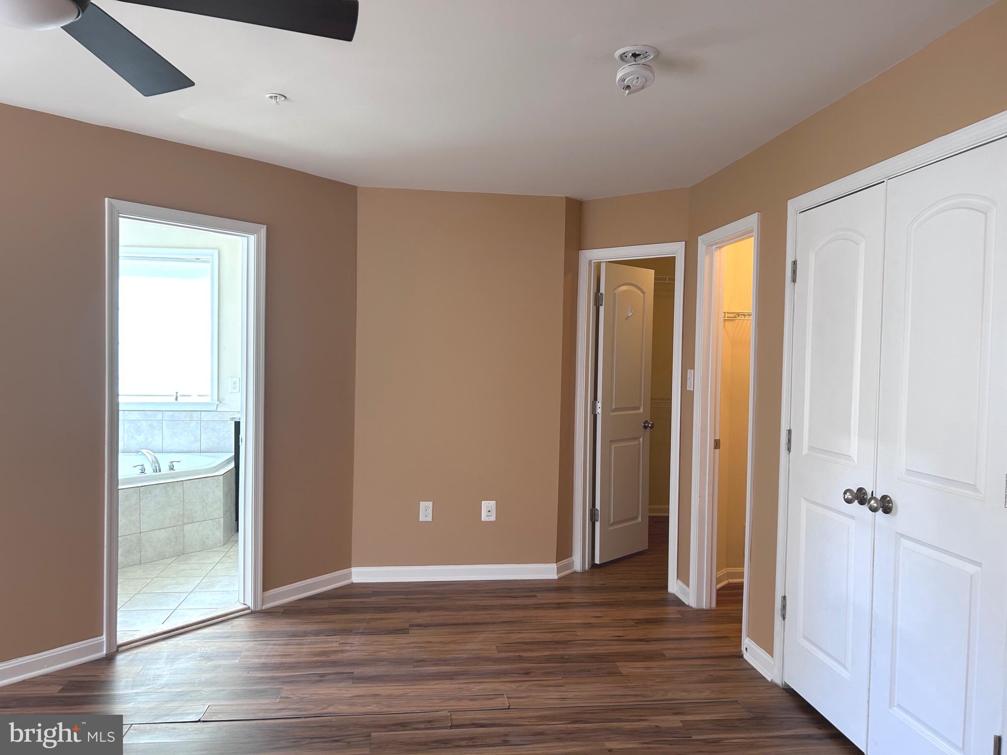 WOODMORE TOWNE CENTRE - Residential