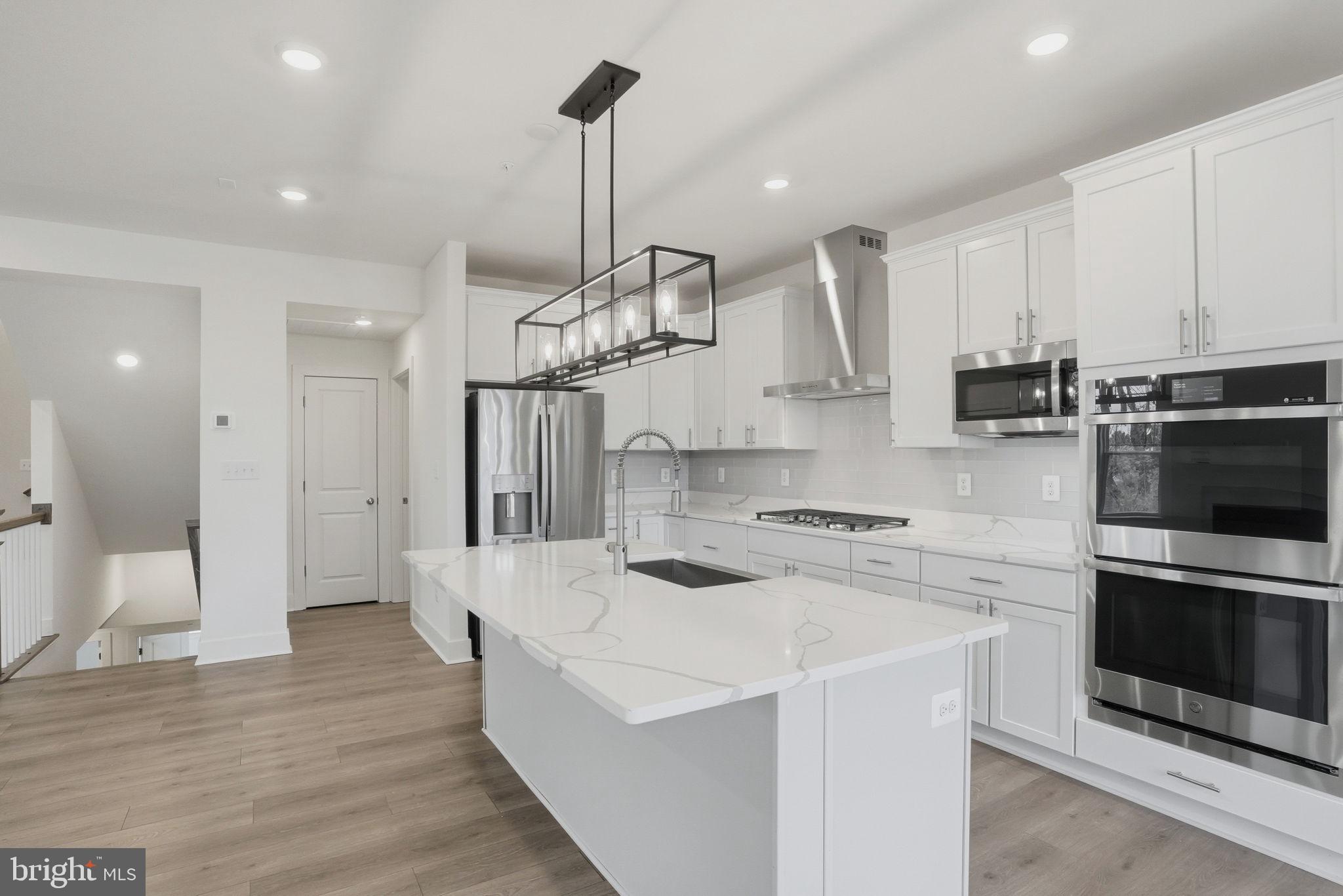 OYSTER HOUSE VILLAGE - Residential