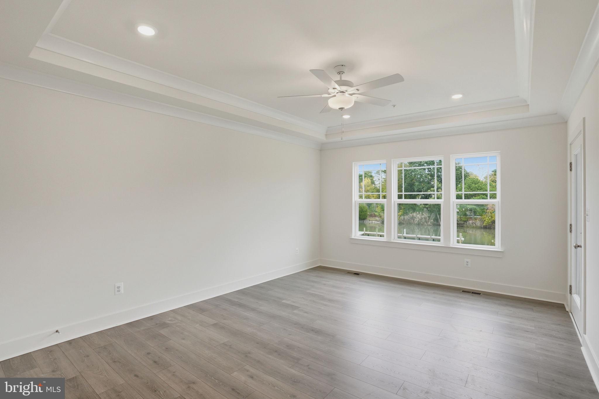 OYSTER HOUSE VILLAGE - Residential