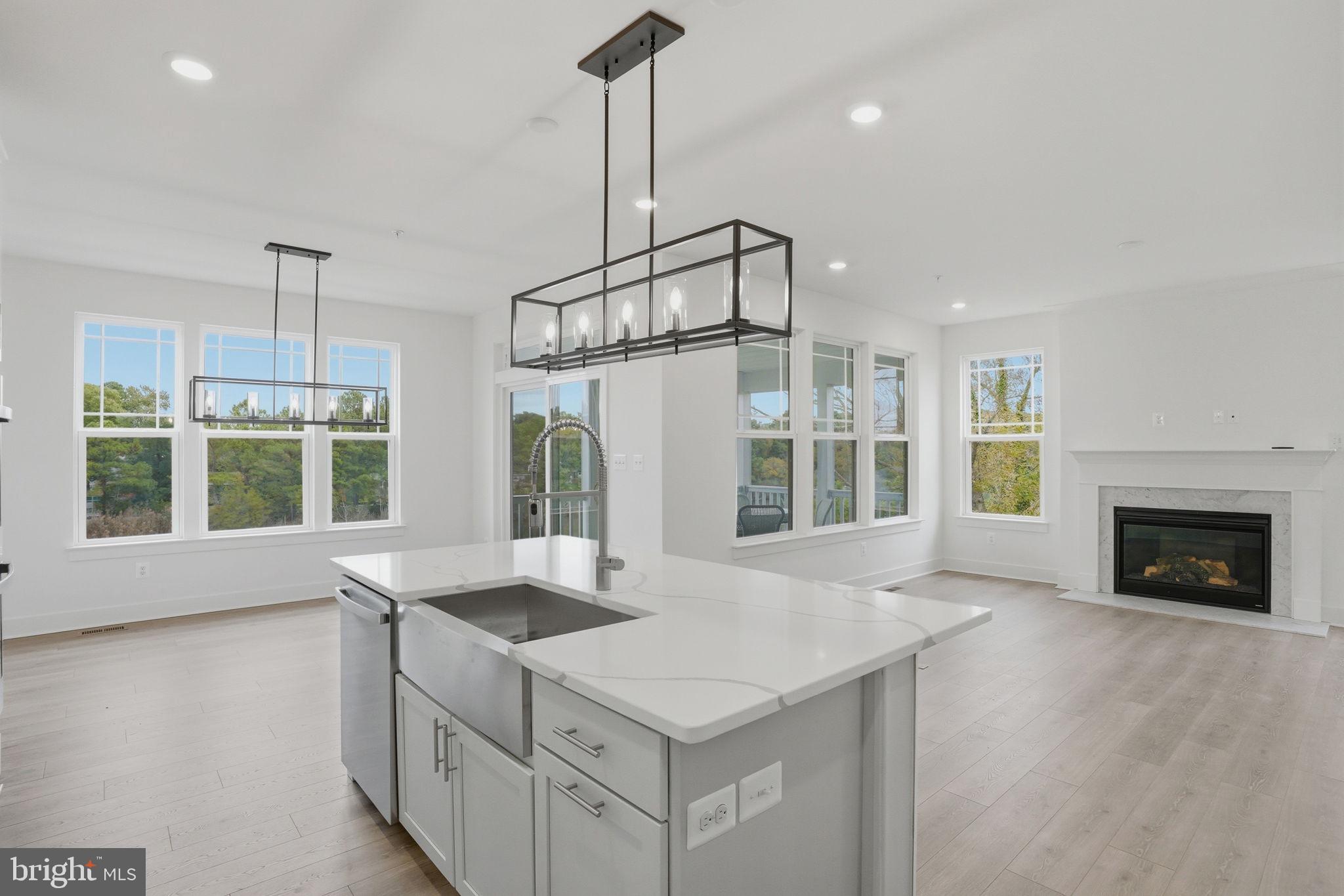 OYSTER HOUSE VILLAGE - Residential