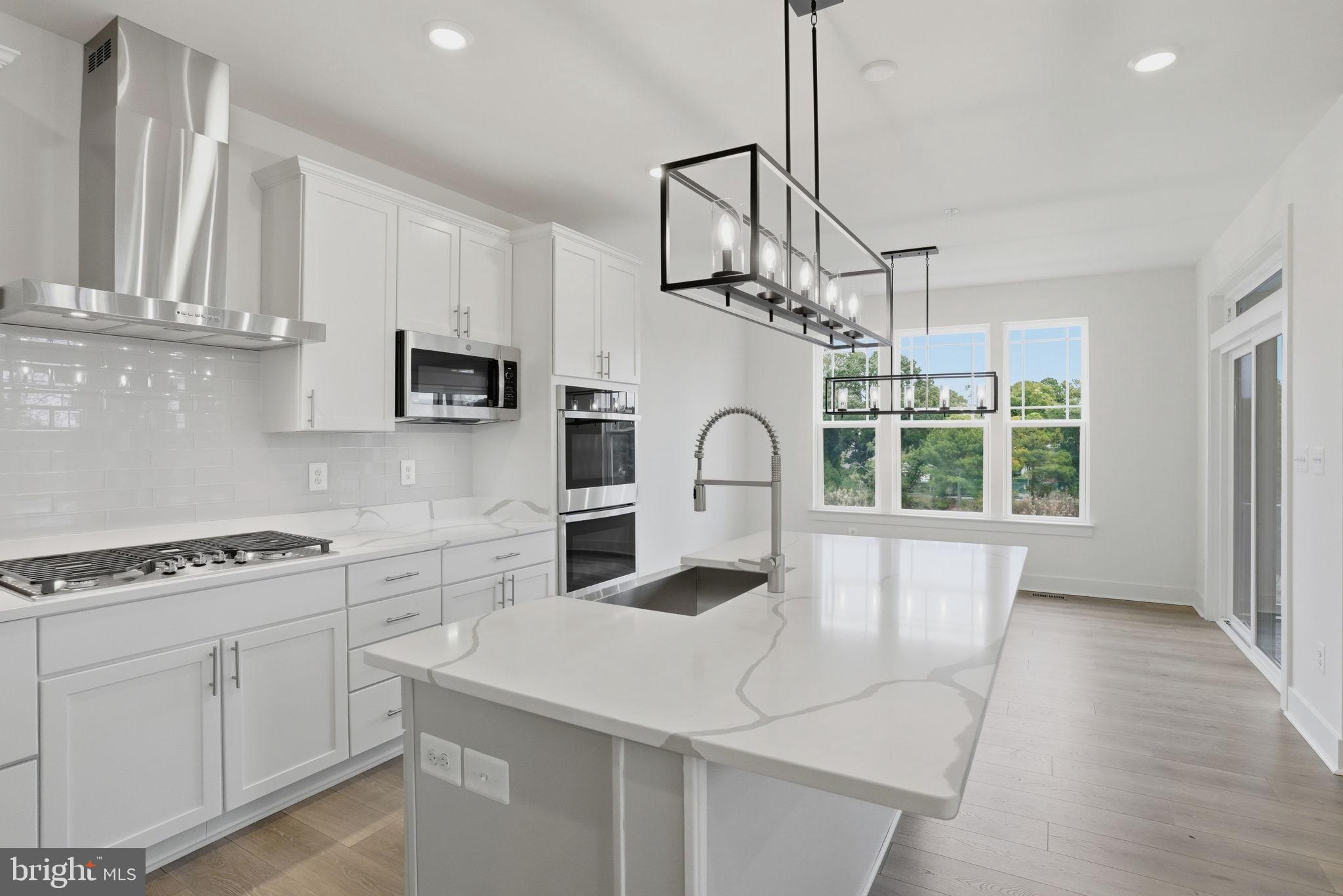 OYSTER HOUSE VILLAGE - Residential