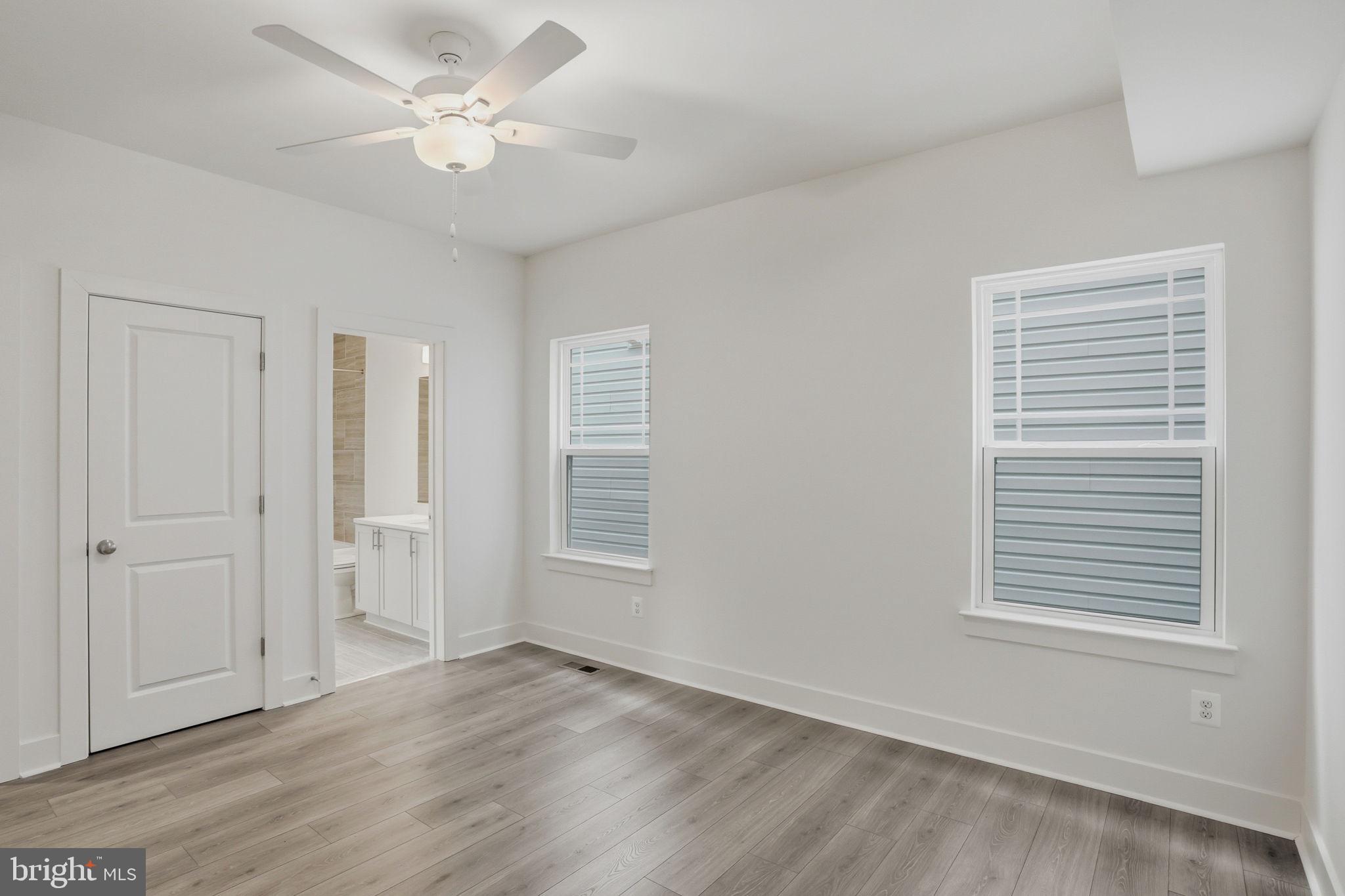 OYSTER HOUSE VILLAGE - Residential