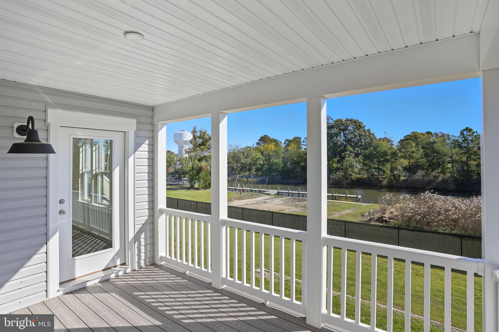 OYSTER HOUSE VILLAGE - Residential