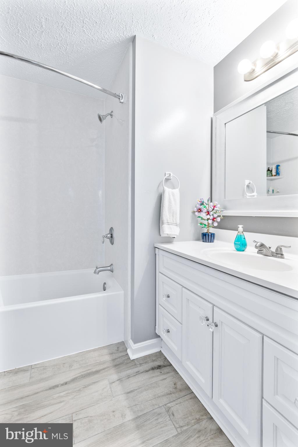 MILL CREEK SOUTH - Residential