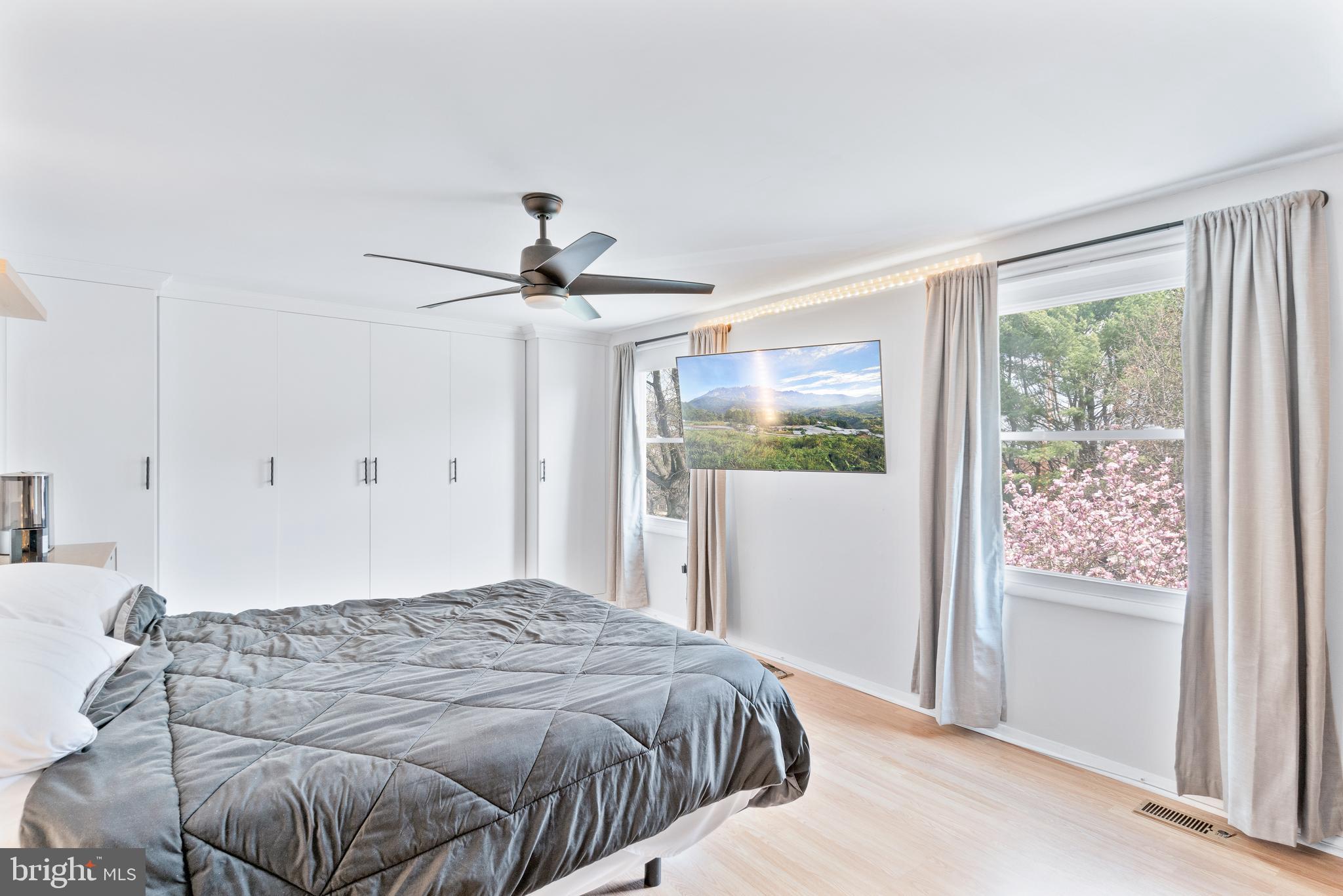 MILL CREEK SOUTH - Residential