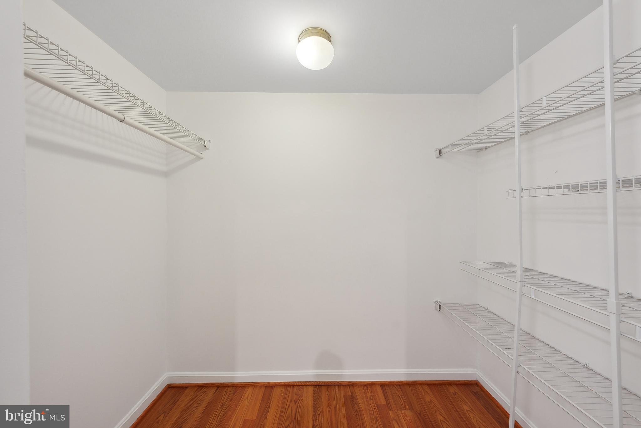 HORIZON HOUSE - Residential