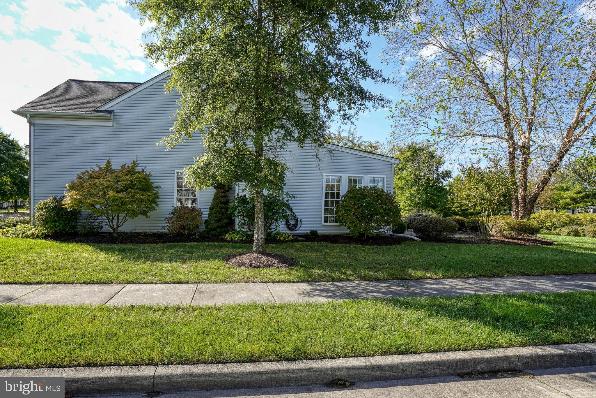 EASTON CLUB EAST - Residential