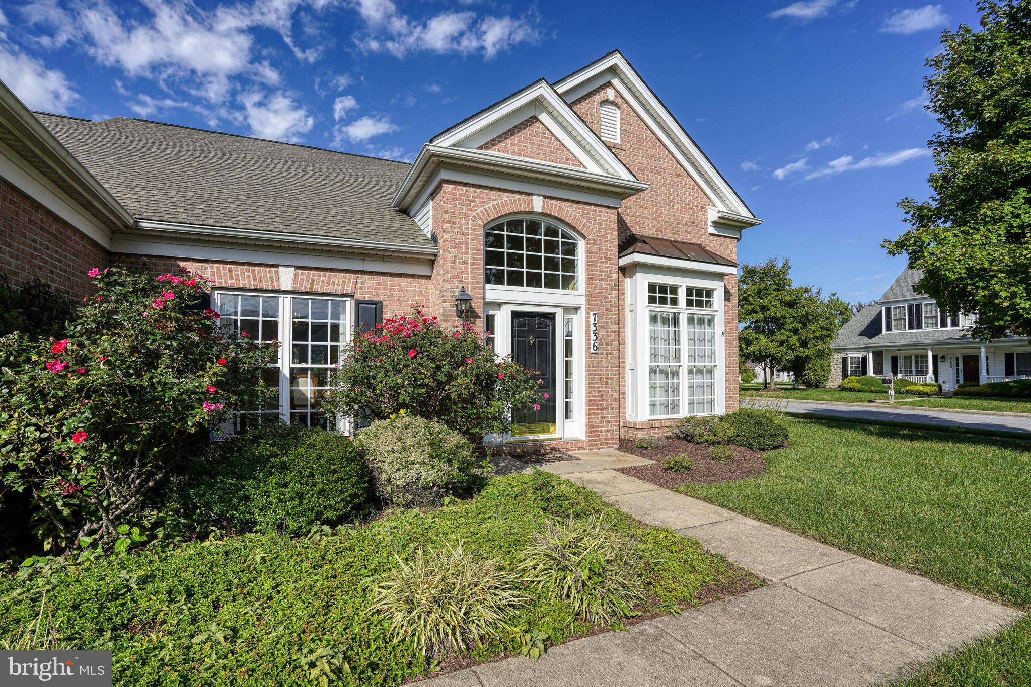 EASTON CLUB EAST - Residential