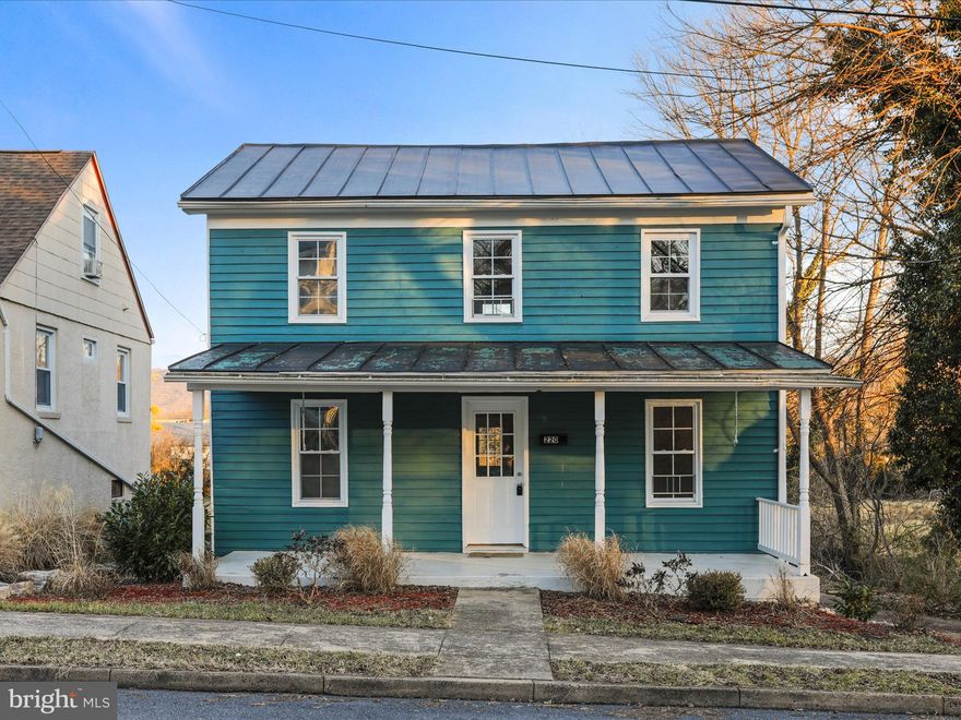 This fully renovated 3-bedroom, 2-bathroom rental in downtown Woodstock, Virginia, offers modern upgrades with a prime location. The home features an open layout with hardwood floors, fixtures, and appliances. Large windows provide plenty of natural light and mountain views. The back porch and patio area offer outdoor space for relaxing or entertaining. Located within walking distance to shops, restaurants, and local amenities, this home combines convenience with a fresh, move-in-ready interior.