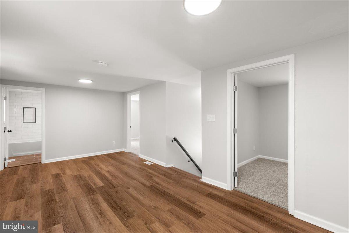 HIDDEN VALLEY FARMS - Residential